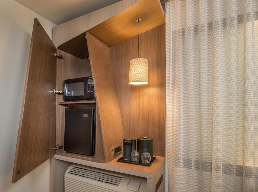 Courtyard By Marriott Saskatoon Airport Hotel Buitenkant foto